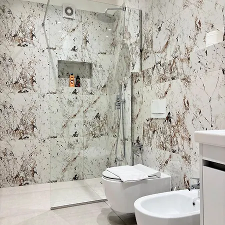 Blue Boutique 1 Tirana